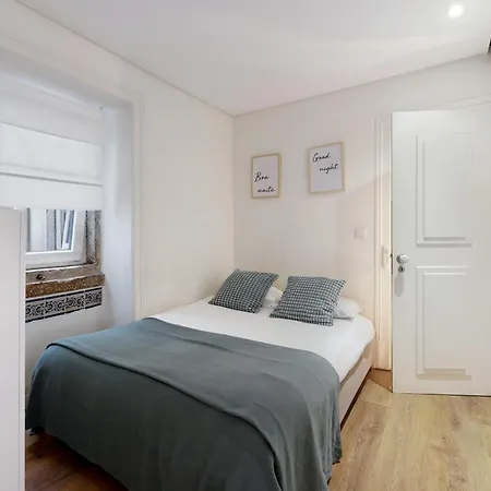 Com Vista Rio * Лиссабон