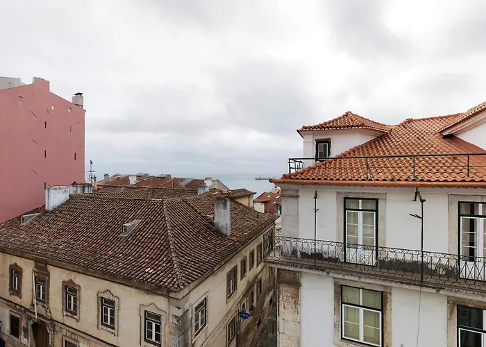 Com Vista Rio * 리스본