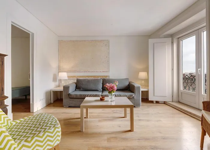 Com Vista Rio * Lisboa